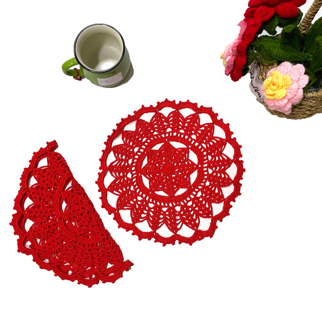 2 PCS Leaves Flower Lace Doilies 9 x 9 Inch Crochet Round Coasters Dining Room Elegant Tableware Place Mats (Red)