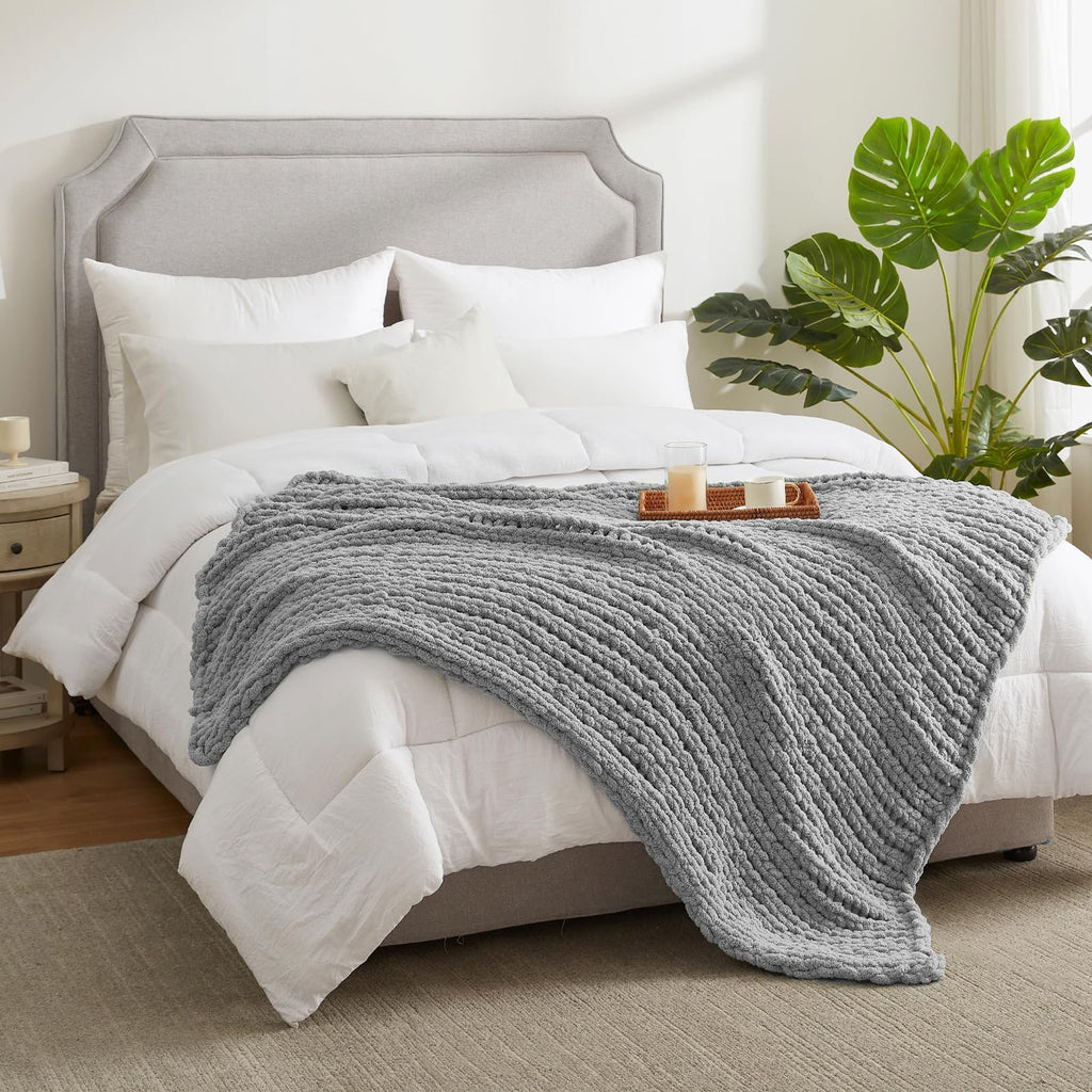 Chenille Chunky Knit Throw Blanket 50"x60", Light Grey