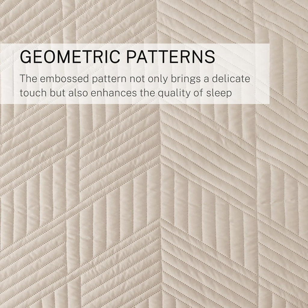 Ultrasonic King Quilt Bedding Set, Lightweight Brich Beige Bedspreads Soft Modern Geometric Coverlet Set for All