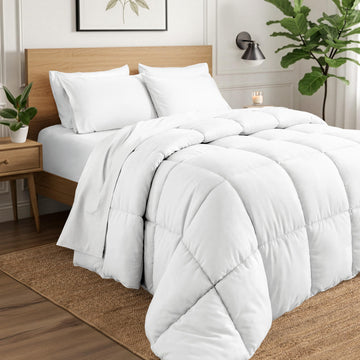 Comforter - Ultra-Soft 1800 Microfiber - Easy Care - All Season Warmth - Bedding Comforter (King/Cal King, White)