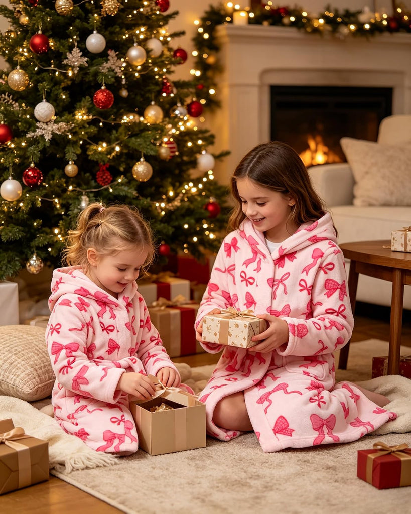 Girls Fleece Hooded Robes, Warm Printed Bath Robe for Kids Soft Fuzzy Bathrobe for Gifts