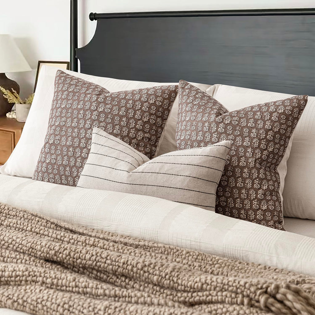 Decorative Floral Print Throw Pillow Covers 18×18 Inch, Brown