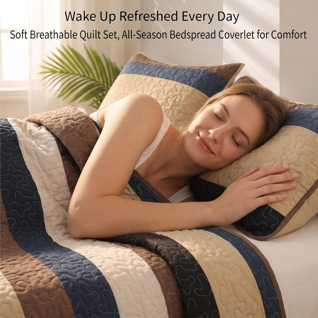 Reversible Camel Print Quilt King with 2 Pillow Shams