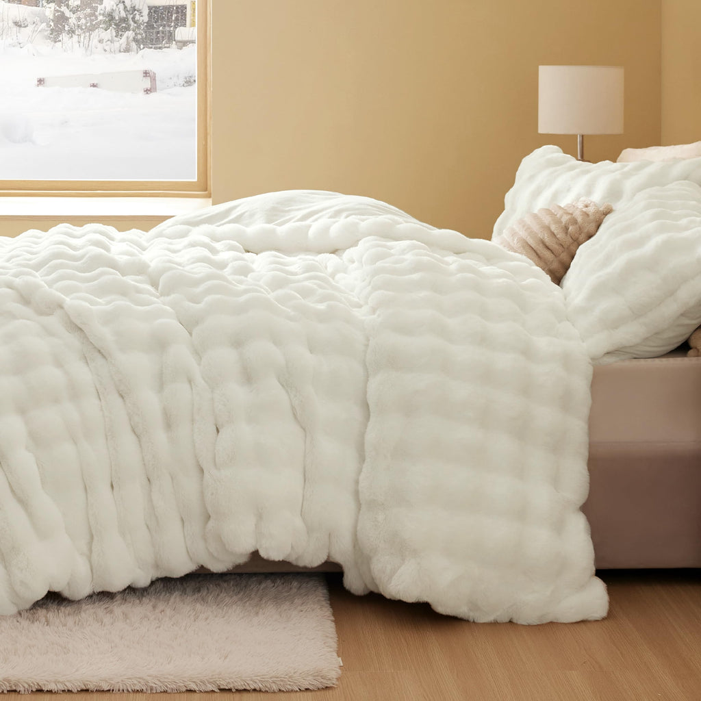 Faux Fur Duvet Cover Set, Plush Bubble Design, Coconut White