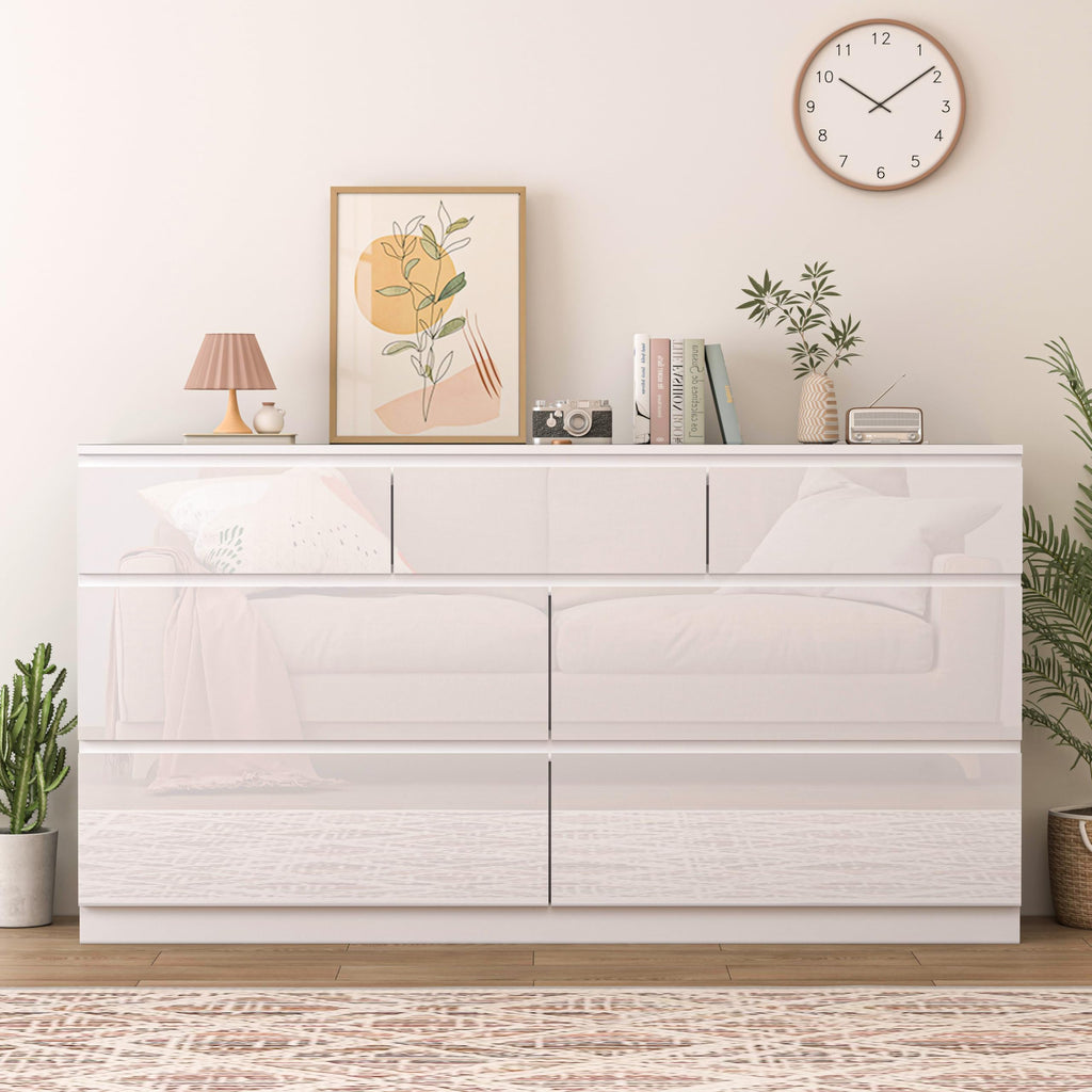 7 Drawers Dresser with Charging Station, Modern Large Dresser with 7 Handle Free Drawers, Wood Chest of Drawers