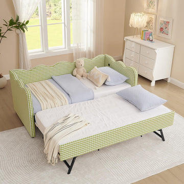 Twin Gingham Upholstered Daybed with Pop-Up Trundle and USB, Green
