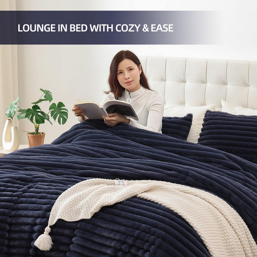 Fluffy Comforter 3 PCS - Navy Blue Fleece Bedding Set