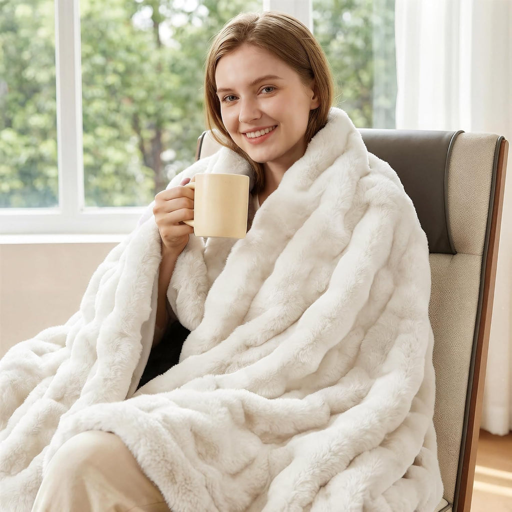 Light Beige Twin Fuzzy Faux Fur Throw Blanket for Couch Bedroom Living Room Furry Soft Fluffy Bed 60x80 Thick Warm