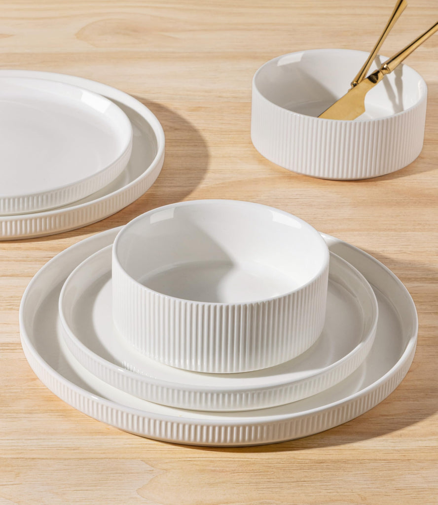 Ceramic Dinnerware Set for 4, 16-Piece Plates and Bowls Set