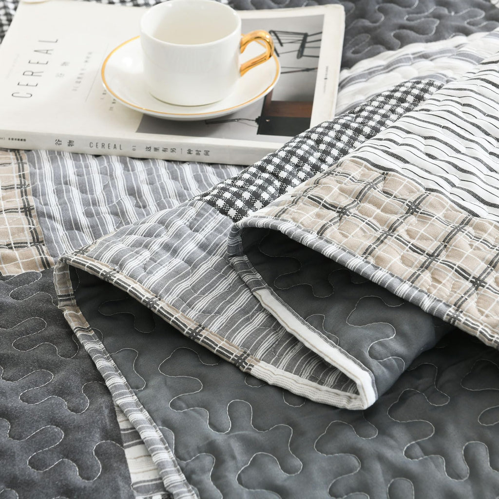 3-Piece Quilt Set, Lightweight Soft Quilt Gray Patchwork Farmhouse Bedspread Coverlet 90x90 inches
