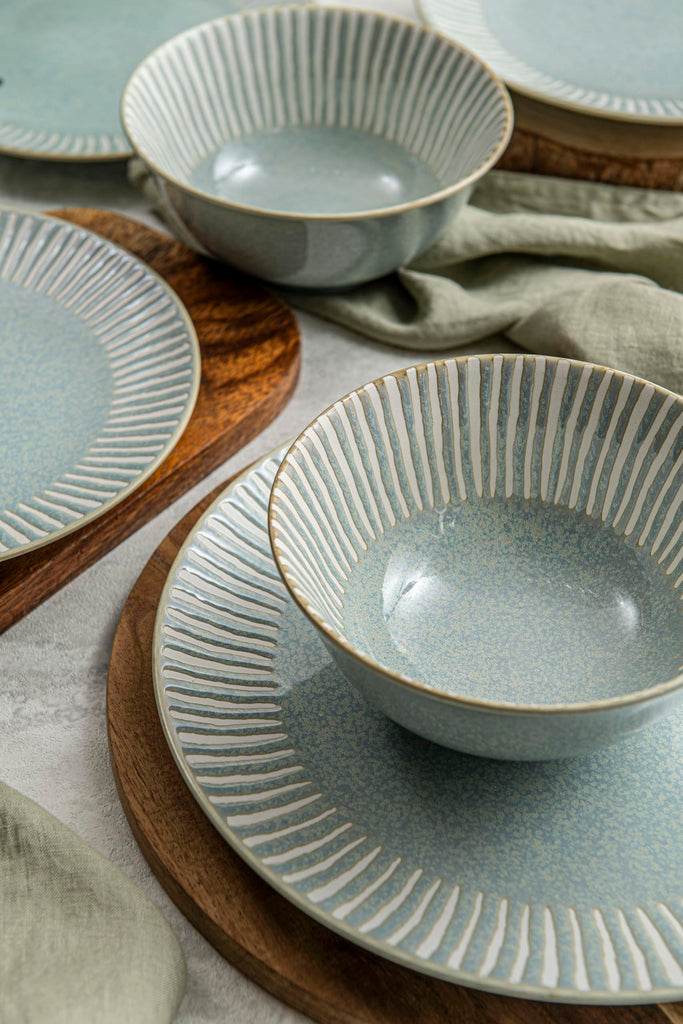 12-Piece Reactive Blue Ceramic Dinnerware Set Bali Breeze Blue Elegant Table Setting for Every Occasion - Microwave &