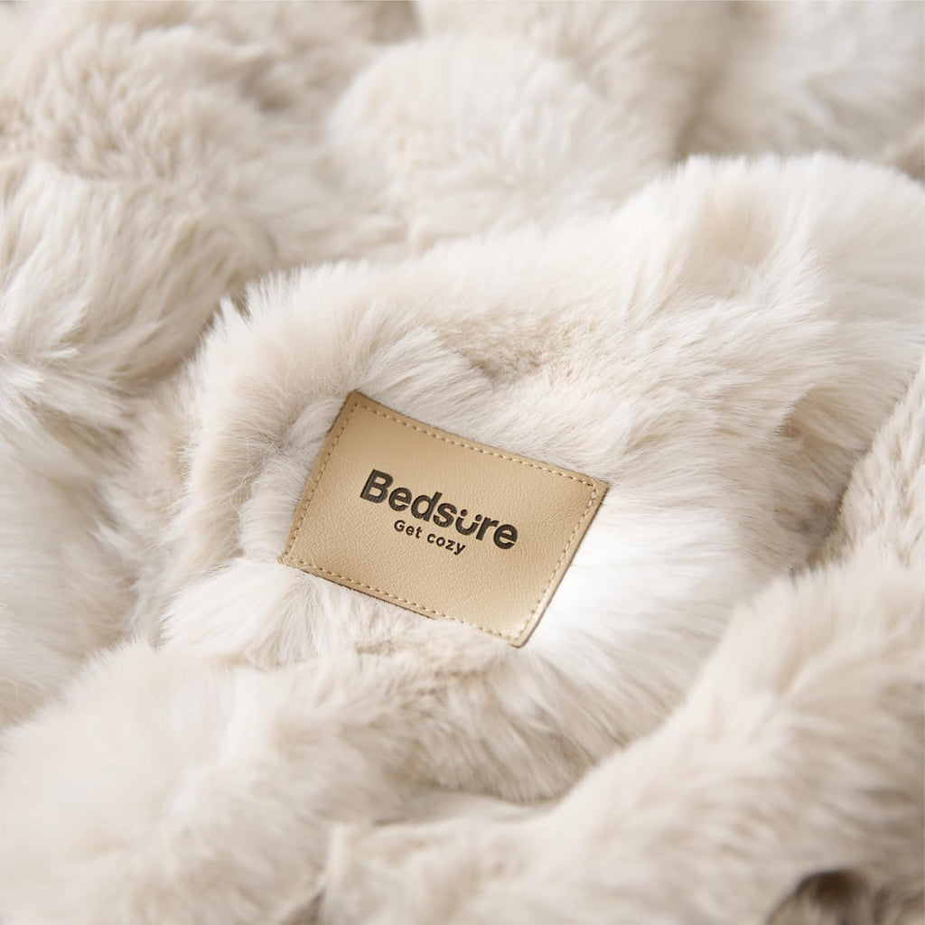 Soft Fluffy Faux Fur Throw Blanket, Fuzzy Fleece Bubble Blanket Cozy Gifts for Women Men Teen Girls, Taupe Brown