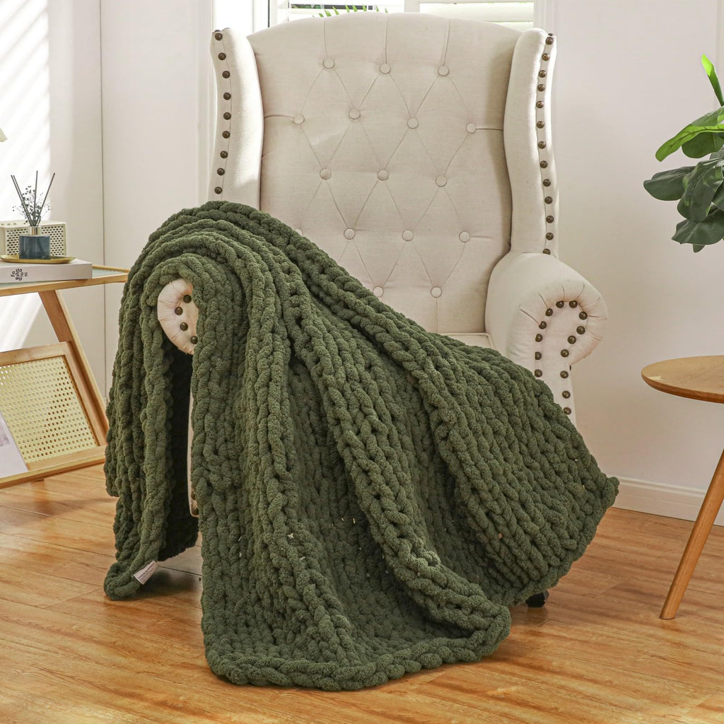 Chunky Knit Blanket Throw for Couch Bed 51"×63" Olive Green
