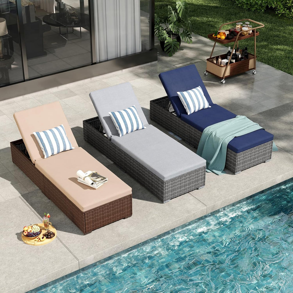 Outdoor Patio Chaise Lounge Chair Set of 2, Grey Wicker, Light Grey