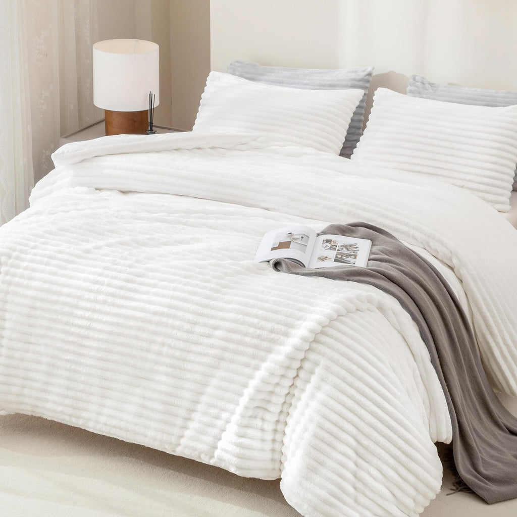 Fluffy Comforter Set, White Fleece Faux Fur Bedding Set