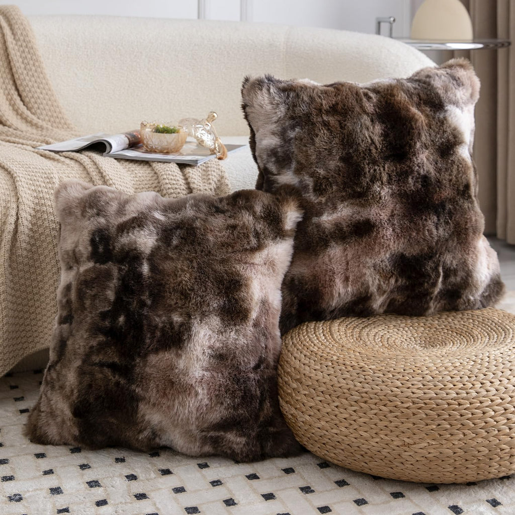 Pack of 2 Thick Plush Faux Wool Throw Pillow Covers Soft Boho Throw Pillows Luxurious Cushion Covers for Couch Sofa
