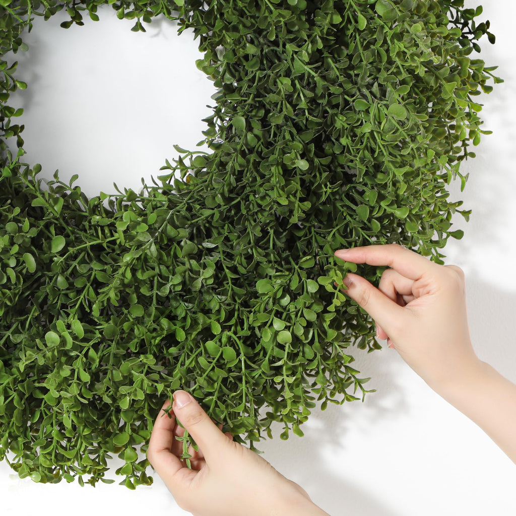 26'' Artificial Boxwood Wreath for Front Door, Small Leaves Wreath, Green