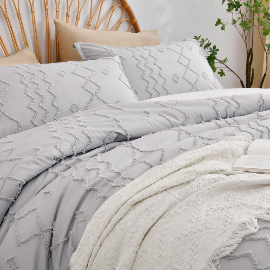 Queen Comforter Set 3 Pieces, Ultra Soft Boho Tufted Bedding Set for All Season, Grey Queen Size Comforter (90''x90'')