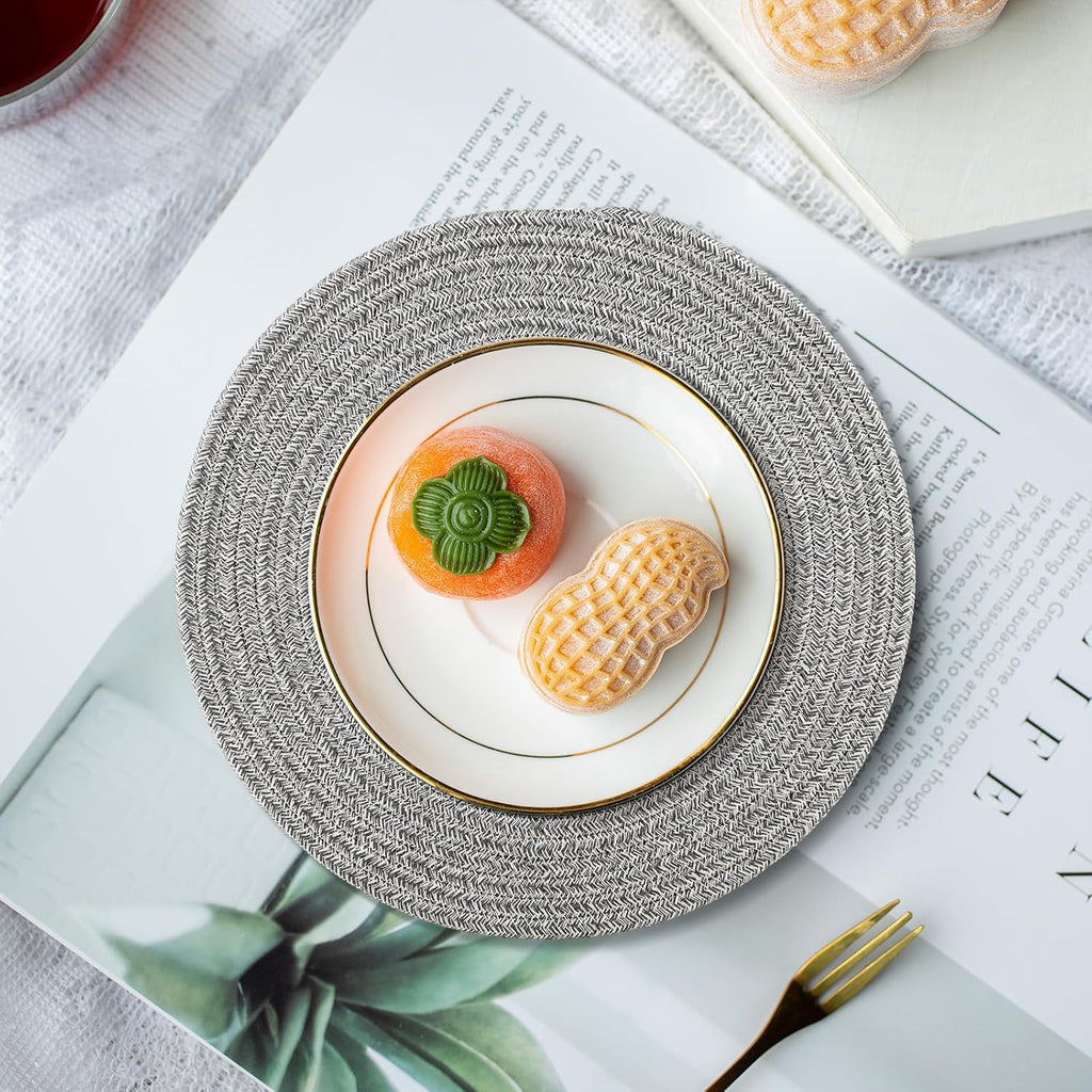 Round Woven Placemats 13.5 Inches Heat Resistant Placemats Farmhouse Cotton Rope Braided Place Mats for Dining - Set of 8