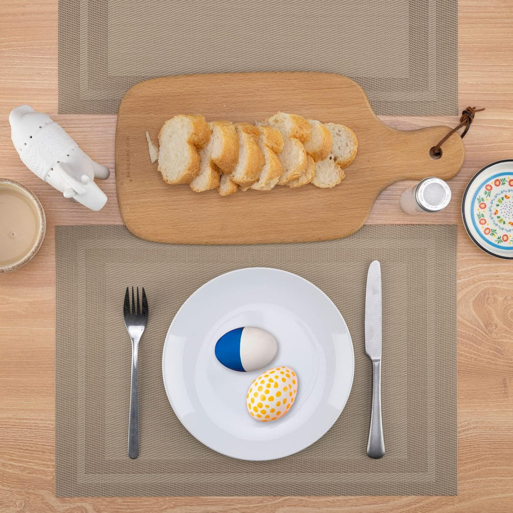Placemats,Heat Resistant Woven Vinyl Washable PVC Place Mats,Non-Slip Stain Resistant Indoor/Outdoor Table - Set of 4