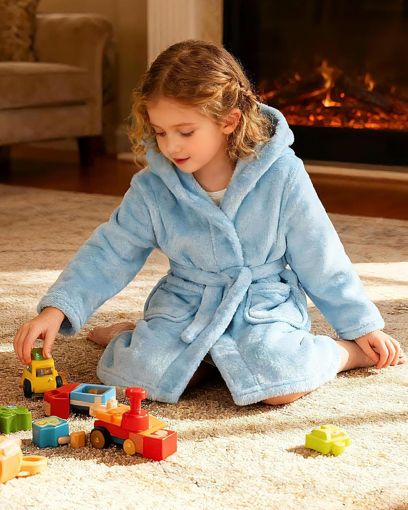 Girls Fleece Hooded Robes, Warm Printed Bath Robe for Kids Soft Fuzzy Bathrobe for Gifts