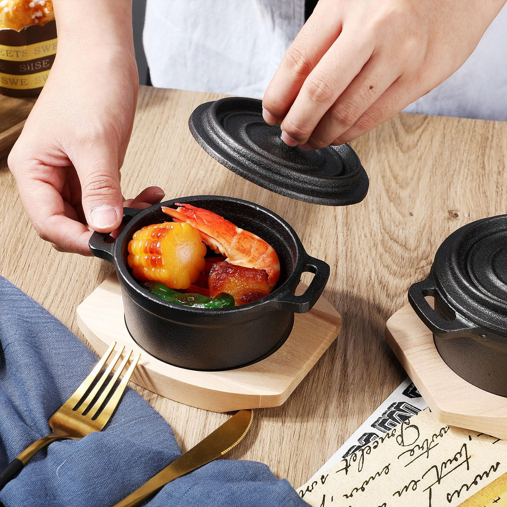 2 Sets 8 oz Dutch Oven Pot with Lid, Mini Cast Iron Pot