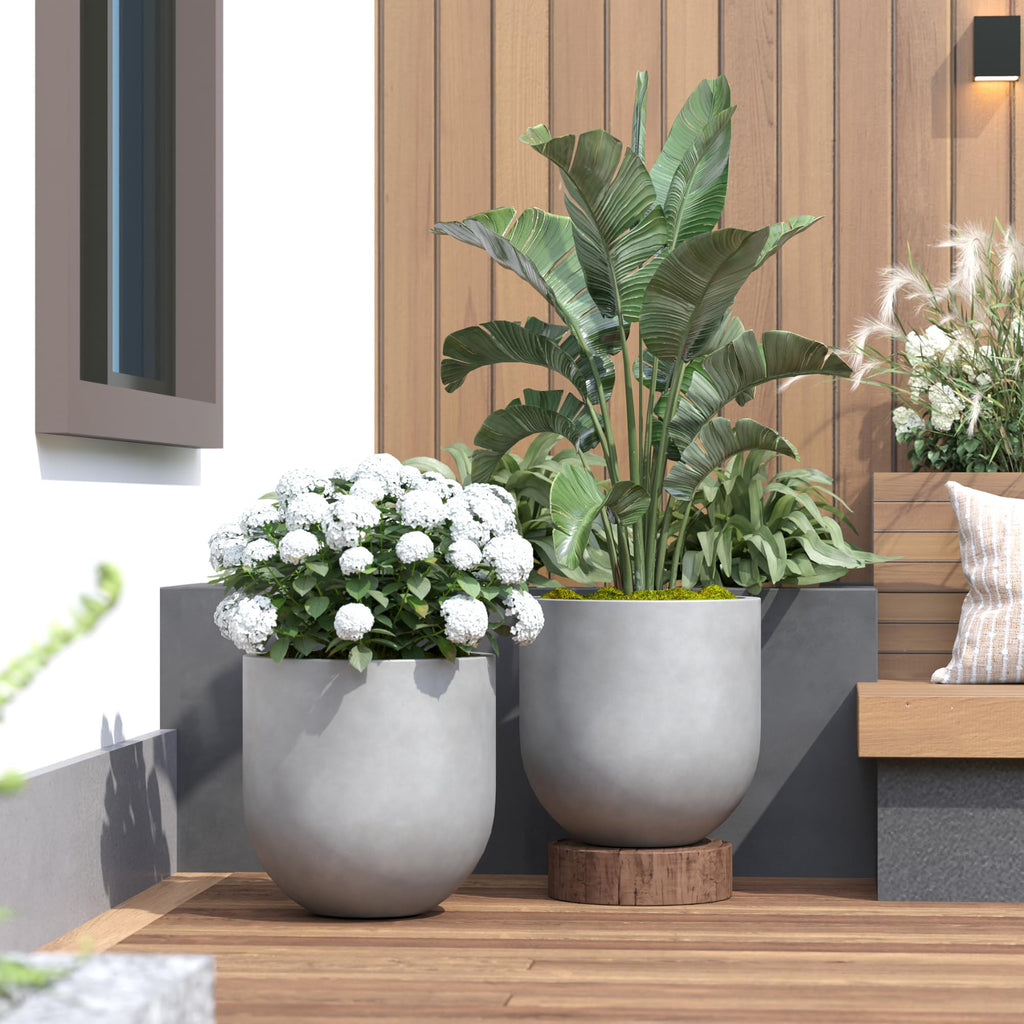 Signature Mount Antero 15.7''D x 15.7''H Modern Indoor Outdoor Fiberstone Bullet Shaped Planter, Durable Round Garden