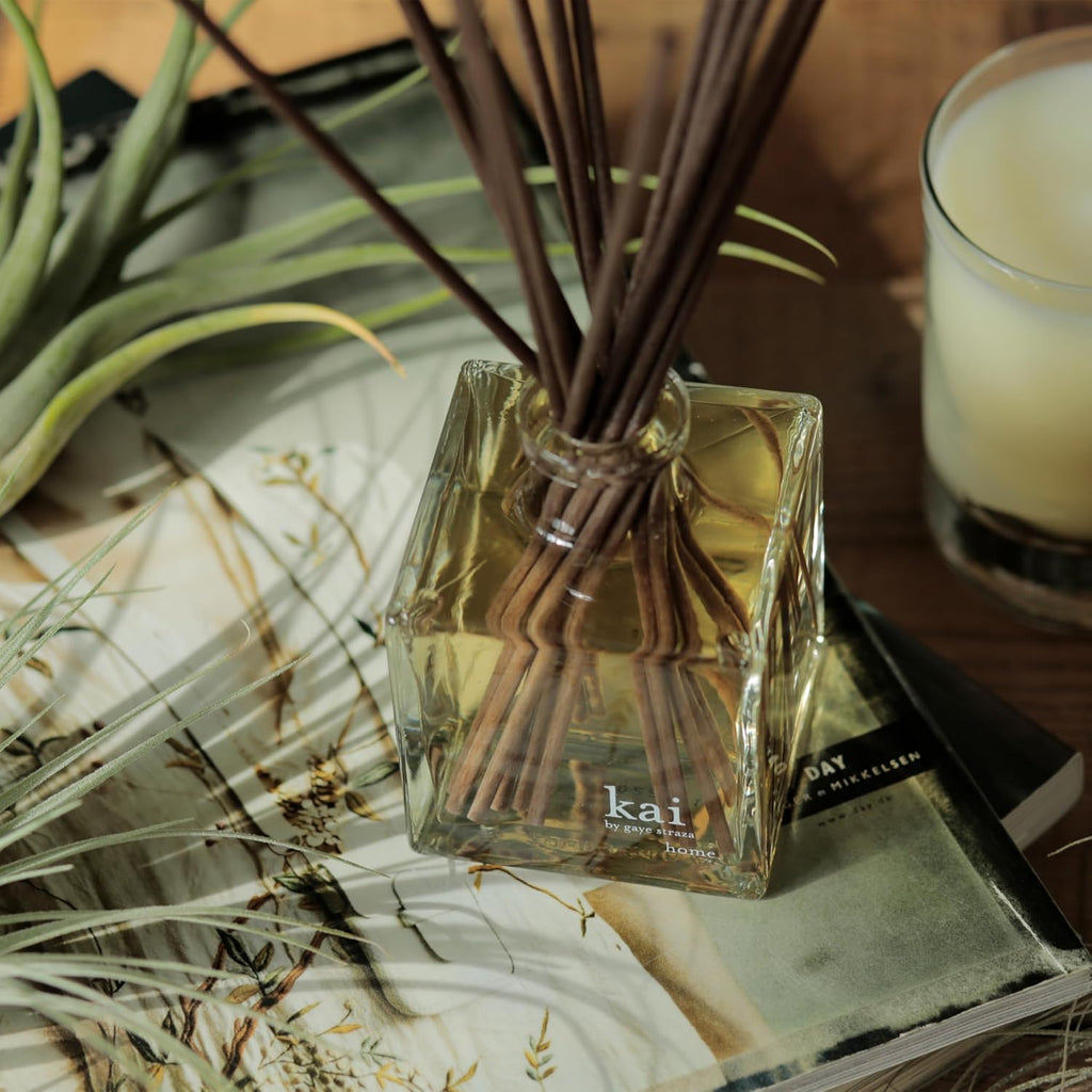 Reed diffuser - a fresh, beautiful, light gardenia scent wrapped in white exotics, 6.75 fl oz | long lasting, serene