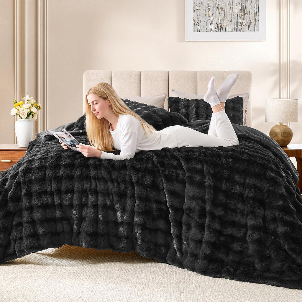 Fluffy Comforter Set Black Soft & Fuzzy Faux Fur Comforter Luxury Lightweight Plush Bedding Set All Season