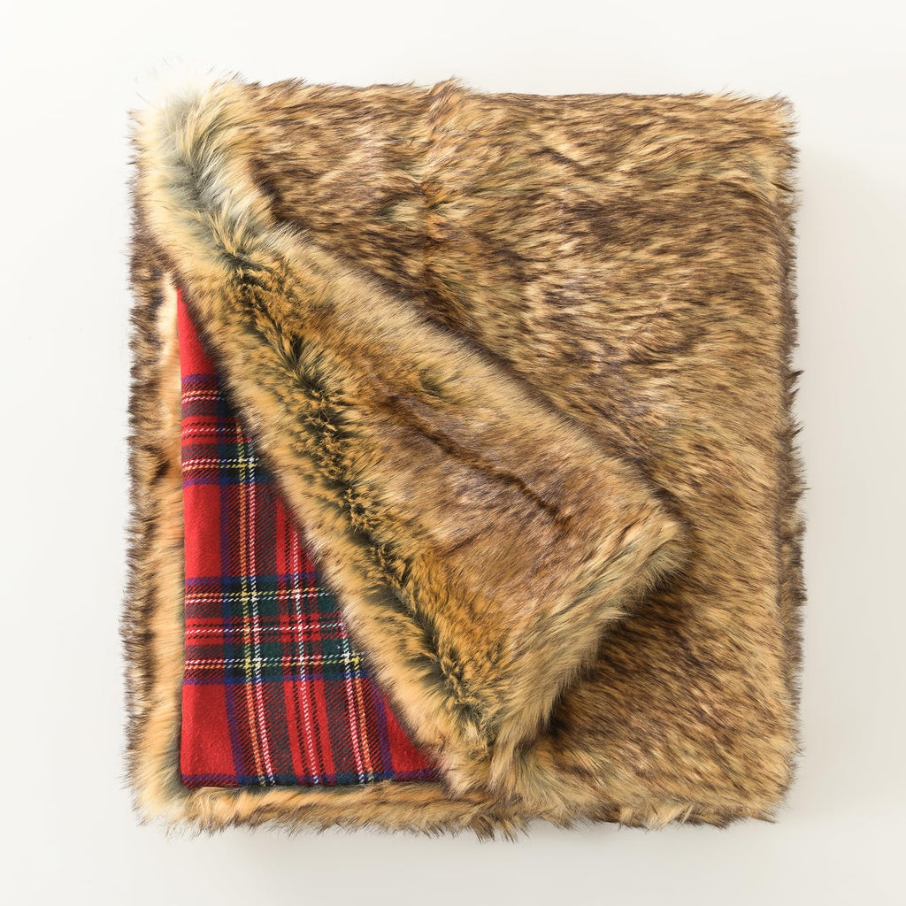 Luxury Plush Faux Fur Throw Blanket with Red Plaid Pattern, Super Warm, Fuzzy, Elegant, Fluffy Decoration Christmas
