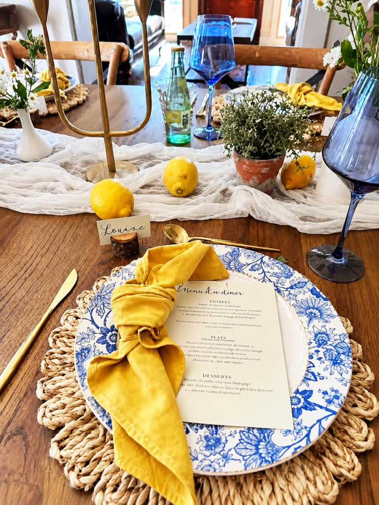 13.8" Set of 4 Round Woven Corn Husk Placemats