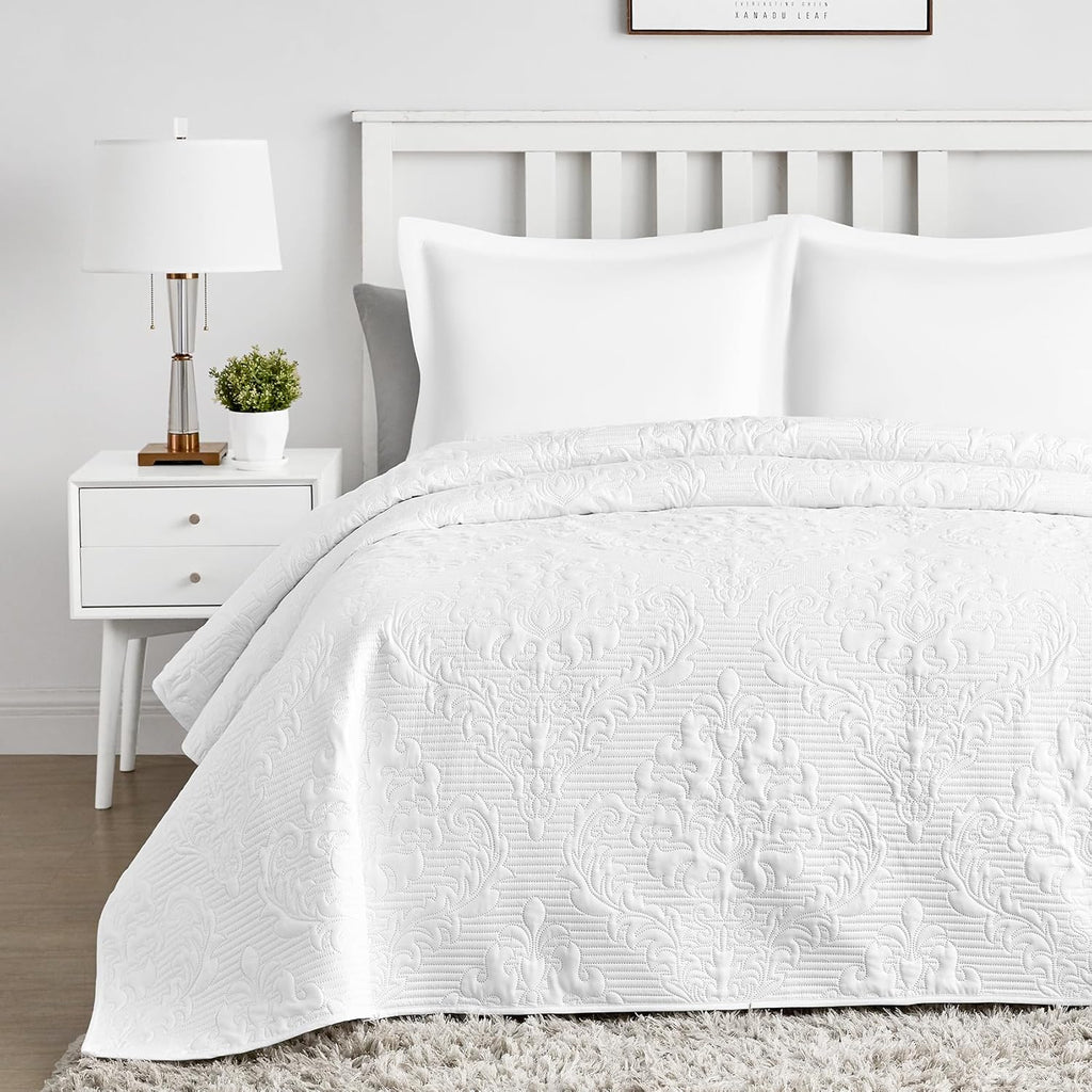 White Quilt Queen - Ultrasonic Summer Bedspread Queen, Soft Lightweight Coverlet Bedding Set, 3 Pieces (1 Quilt, 2