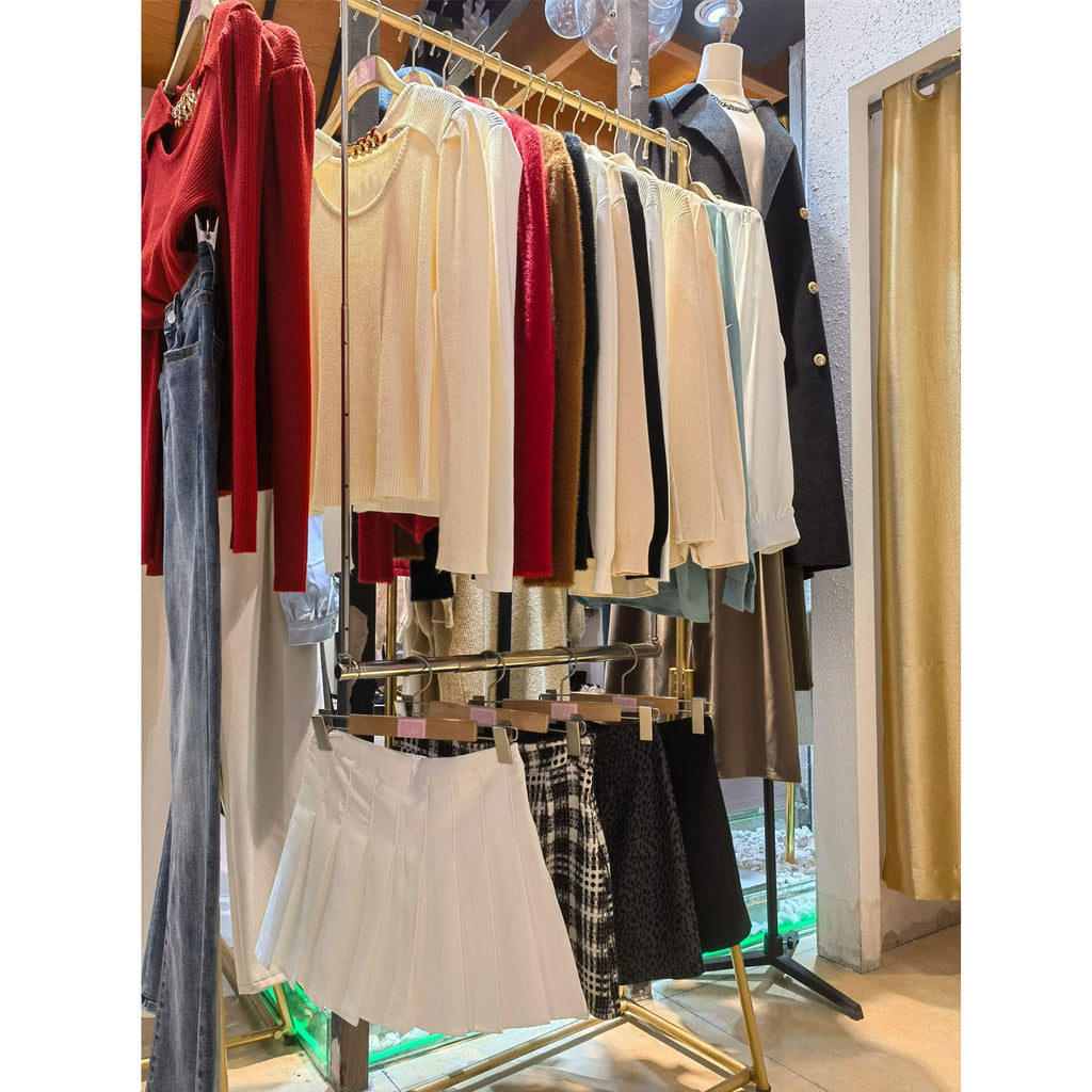 Closet Hanging Rod, Adjustable Width and Height Chrome