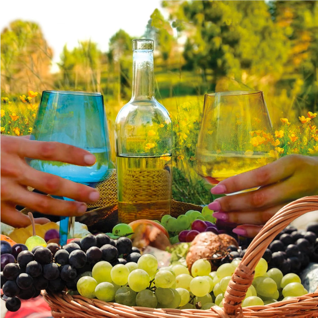 Acrylic Wine Glasses with Stems. Set of 4 Colored, Reusable, Unbreakable and Shatterproof Poolside Outdoor Wine
