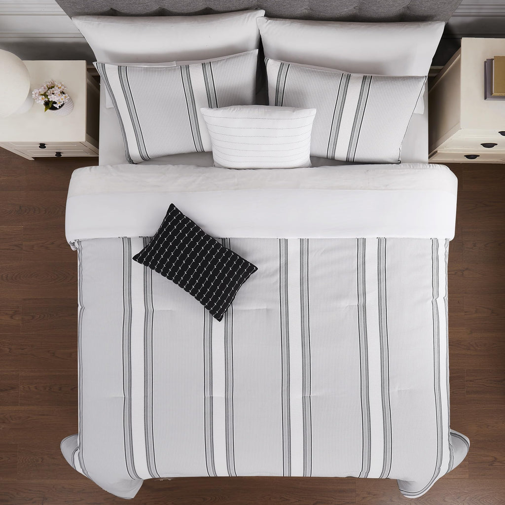 5-Piece Jacquard Comforter Set, Kira King in Light Blue - Elegant Comforter, 2 Pillow Shams, and 2 Decorative Pillows
