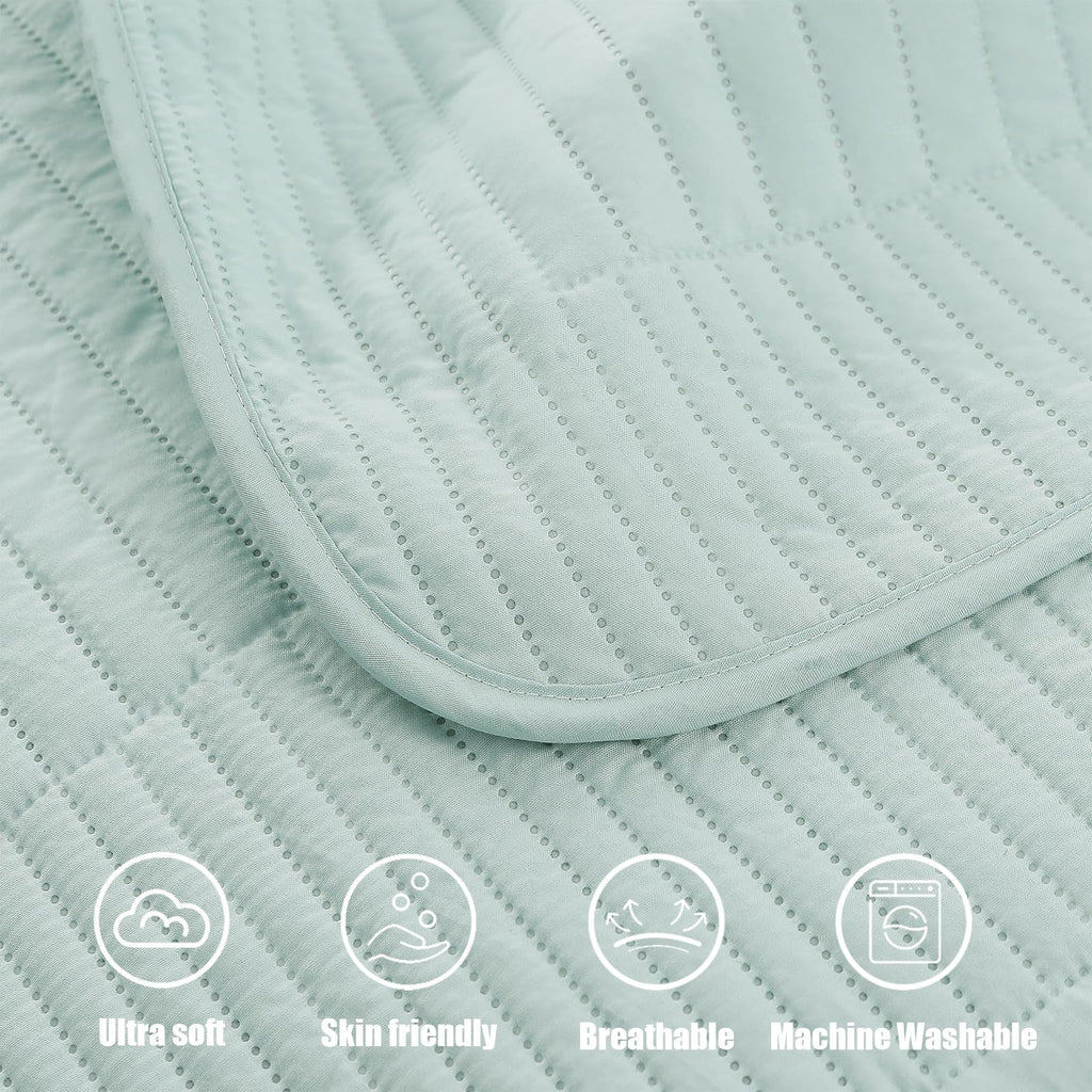 Quilt Bedding Set, Lightweight Bedspread, Aqua Blue