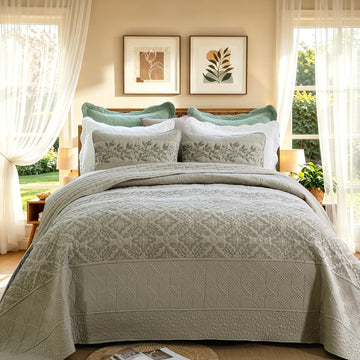 Floral Embroidered Quilt Set 3 Piece Bedding Set Reversible Farmhouse Bedspread Coverlet with 2 Pillow