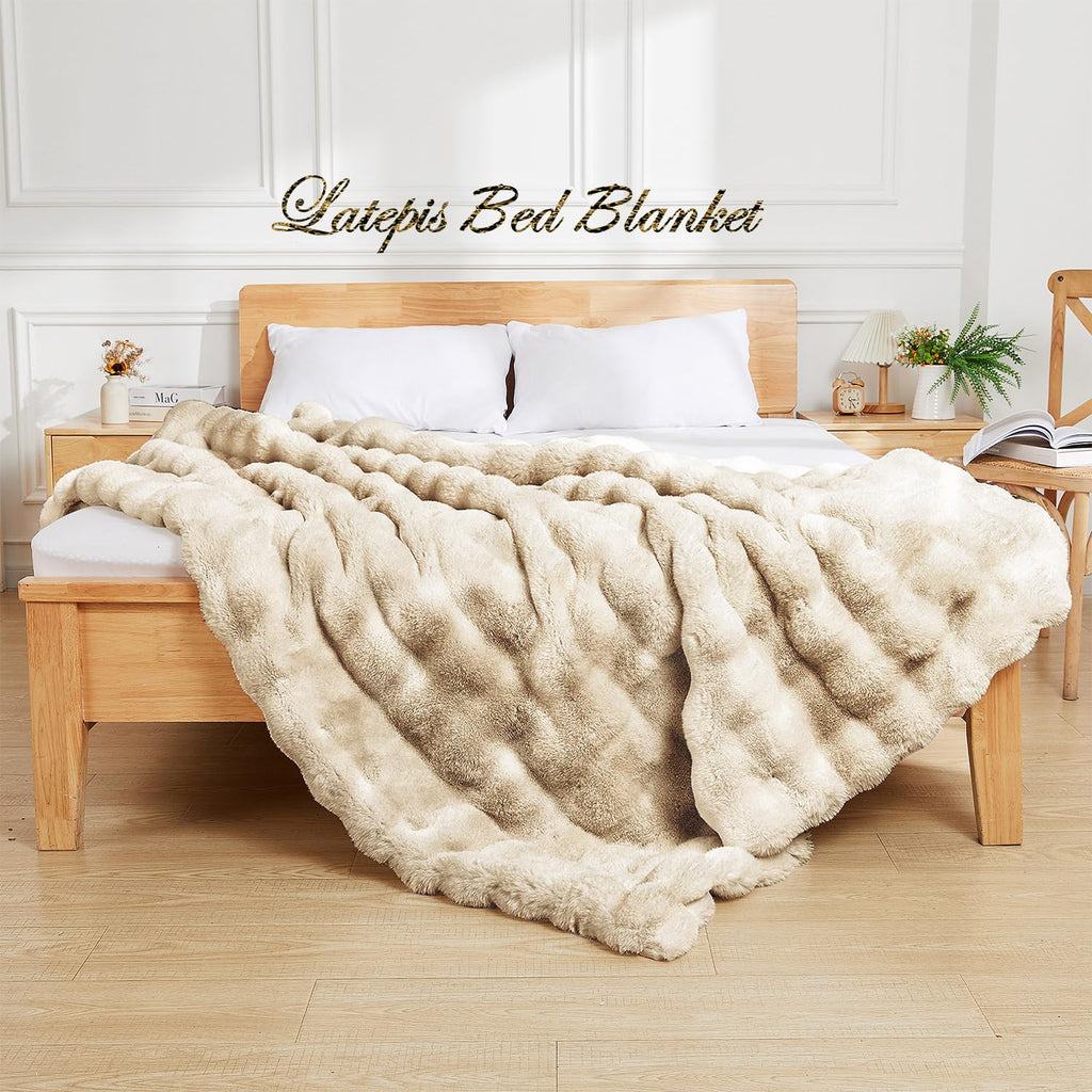 Soft Luxury Faux Fur Bubble Blanket, Thick Warm Cozy Throw Blanket for Couch, Plush Fluffy Blanket for Sofa and