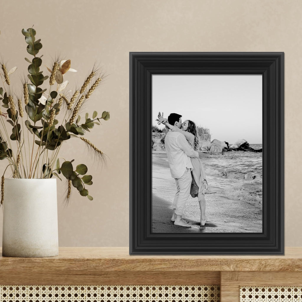 Black 5x7 Classic Detailed Picture Frame
