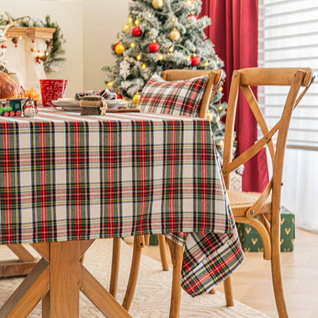 Red White Plaid Christmas Tablecloth Rectangle 60x84