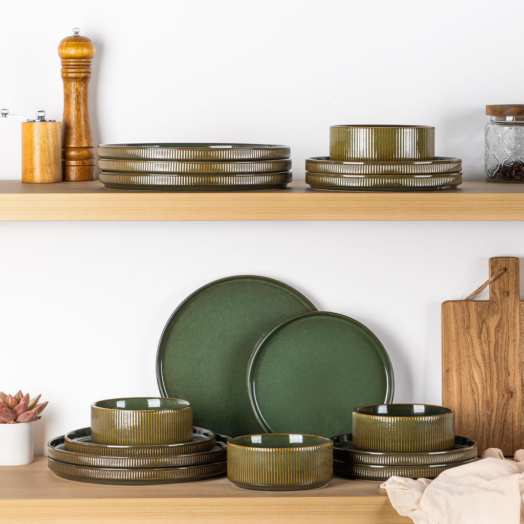 Stoneware Dinnerware Sets for 4, 12 Pieces Plates and Bowls Set