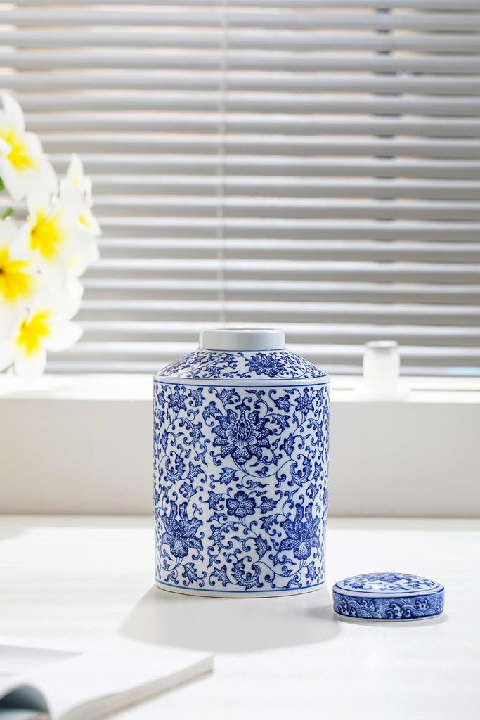 Blue and White Ginger Jar, Chinoiserie Porcelain, Blue and White Ginger Jar Decor, Good Ideal, Shelf, Table, 8" H
