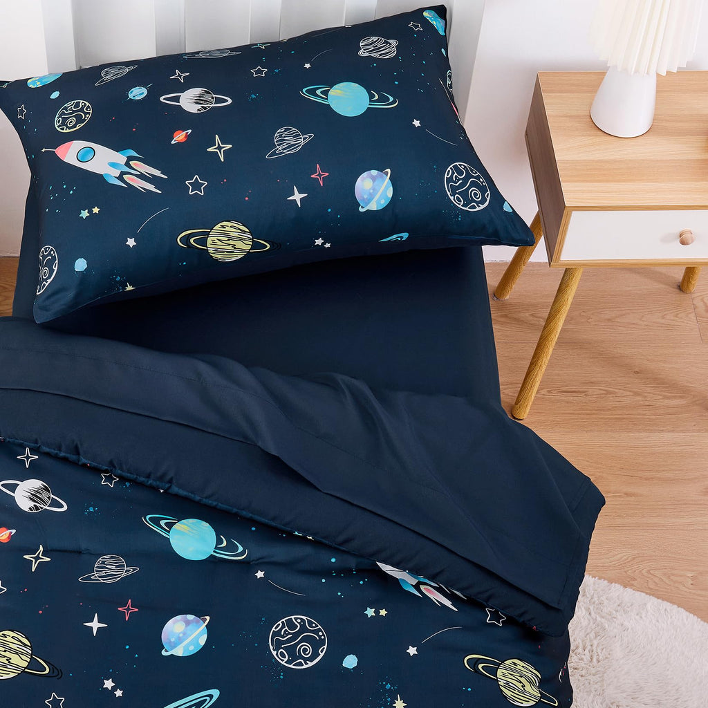 Toddler Bedding Set for Boys, Space Rocket Planet Star, 4 Pieces Soft Crib Bed Set Including Comforter, Sheets and