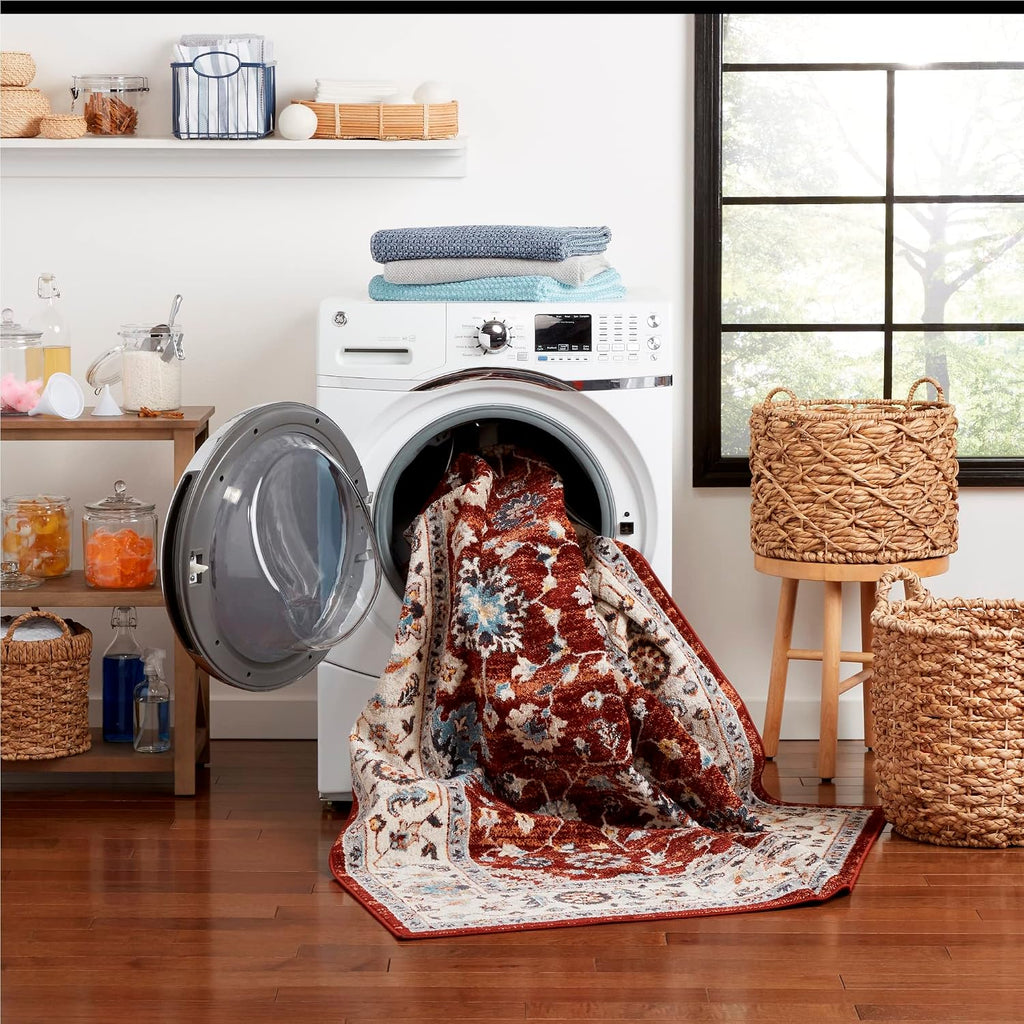 Everwash Treasure Lina Traditional Medallion Machine Washable Area Rug, Red/Ivory, 5'2"x7'2"