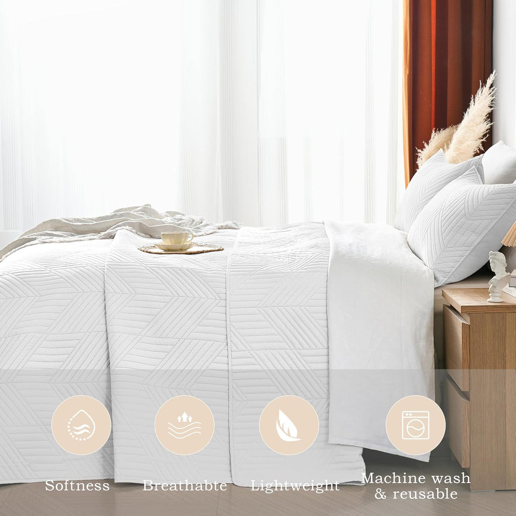 King Quilt Bedding Set,White Ultrasonic King/Cal King Quilt Set Reversible Microfiber Bedspread,Lightweight Soft