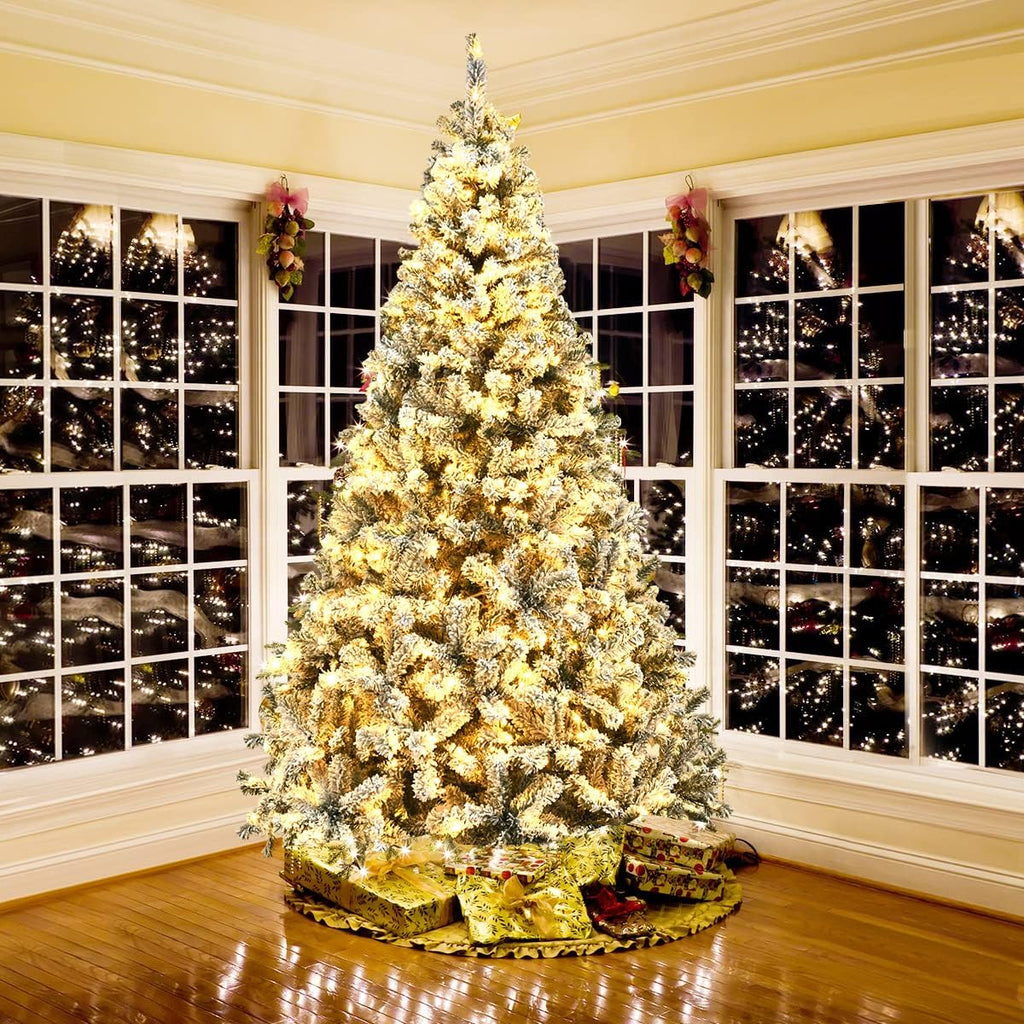Snow Flocked Christmas Tree, Prelit Artificial Xmas Tree with 1500 Branch Tips and 550 Warm White Lights, Metal