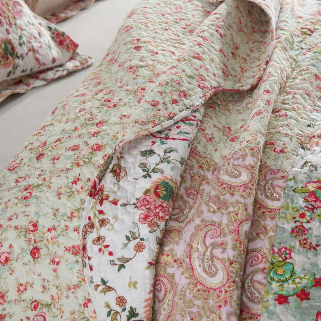 3 Pcs Cotton Paisley Patchwork Quilted Bedding Set Vintage Shabby Chic Botanical Rose Quilted Bedspread with Ruffle