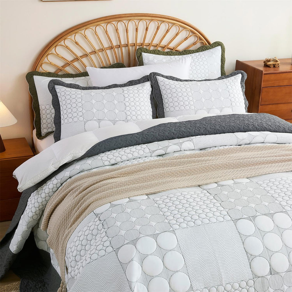 Quilt Set Dark Grey-128x120 Bedspread with 2 Pillow Shams-Exquisite Plaid Embroidery