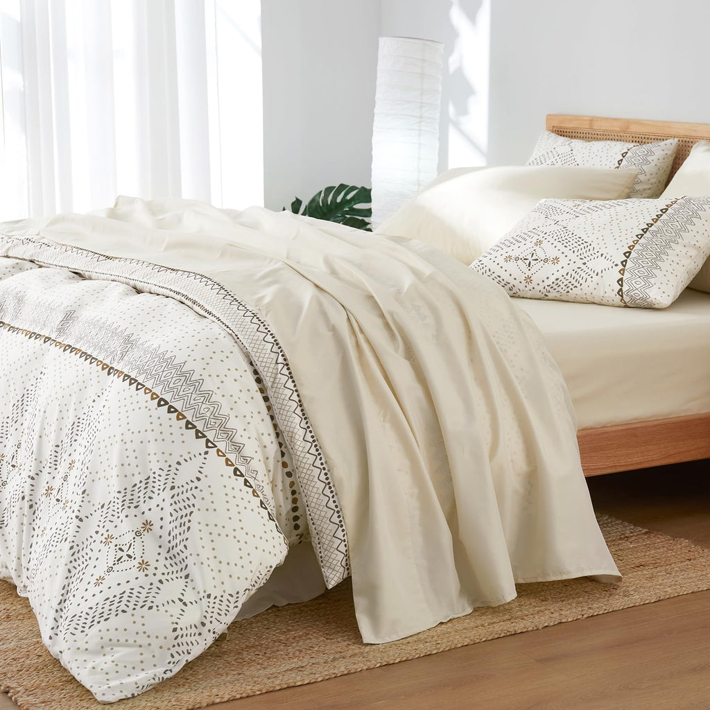 Boho Comforter Set, Farmhouse Bohemian Western Aztec Neutral Aesthetic, Soft Lightweight Bedding, 3 Pieces, Beige