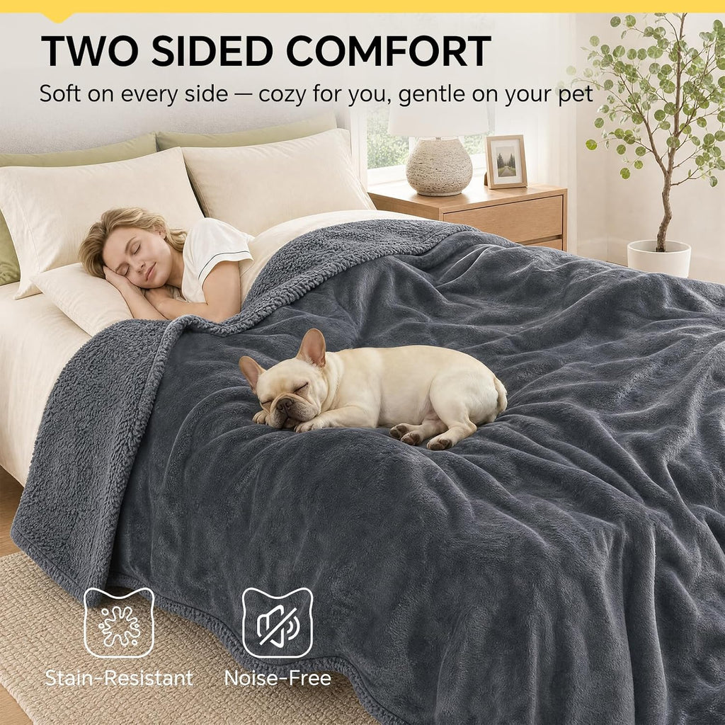 Waterproof Pet Blanket, Liquid Pee Proof Dog Blanket for Sofa Bed Couch, Reversible Sherpa Fleece Furniture Protector